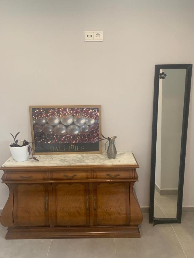 Campanar Room With Private Bathroom Valencia Exterior photo